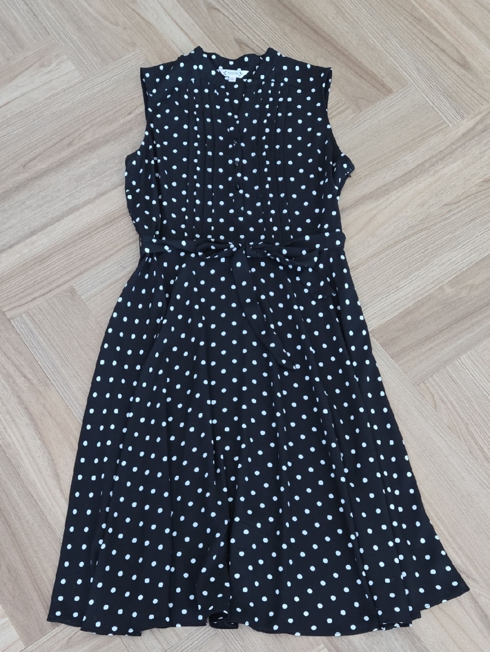 Nanette Lepore Sleeveless Black Polka Dot Midi Dress with Tie Waist 6